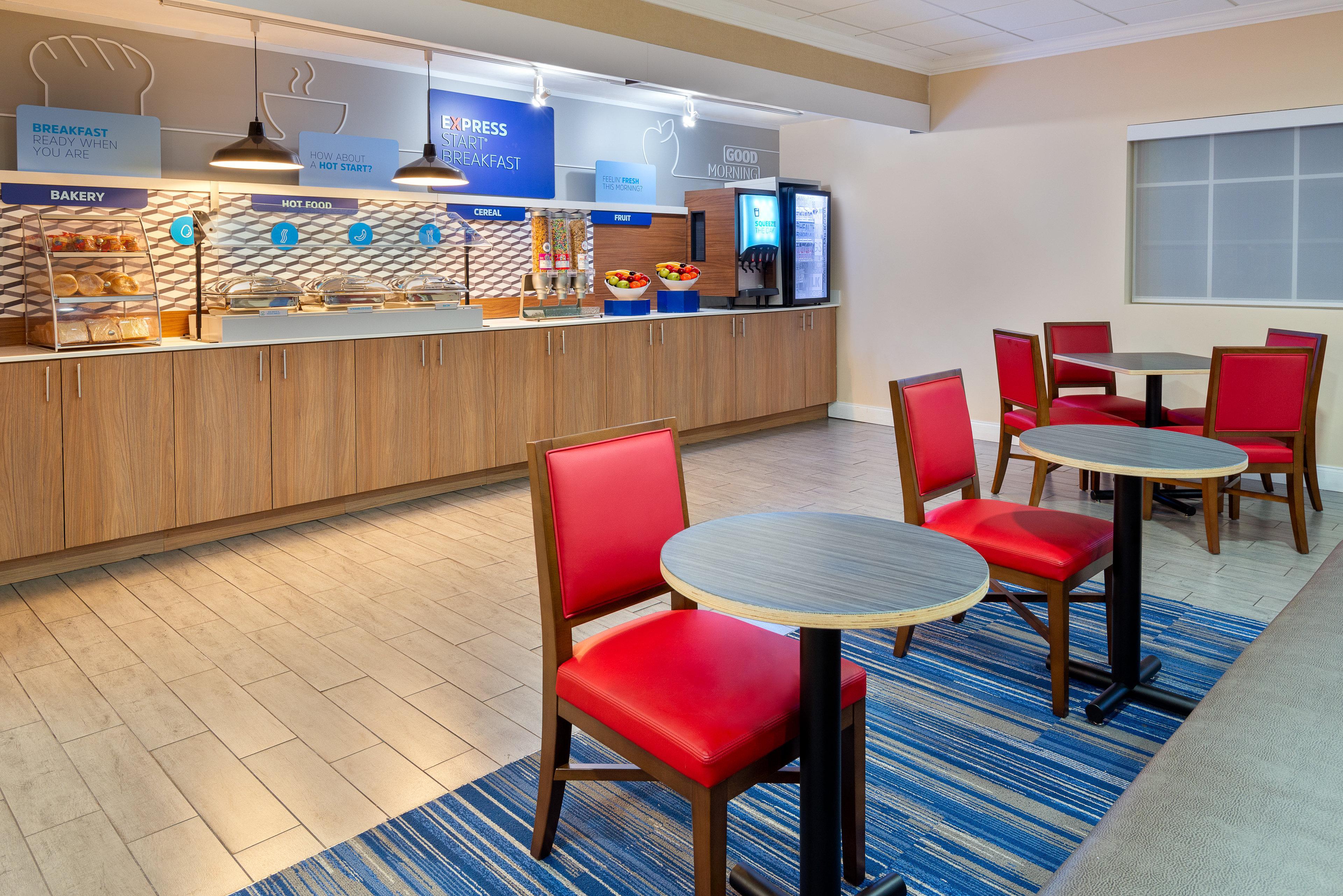 Holiday Inn Express Hotel & Suites Bonita Springs/Naples By Ihg Exterior photo